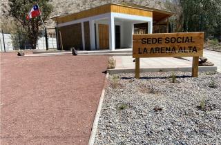 Subdere y municipio inauguran sedes sociales en Alto del Carmen 