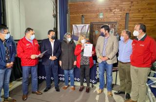 Anuncian compra de terreno para que familias de bajos recursos de Nueva Imperial puedan emplazar sus viviendas
