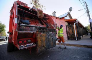 Aprueban proyecto de ley que mejora las condiciones contractuales de los recolectores de residuos sólidos domiciliarios
